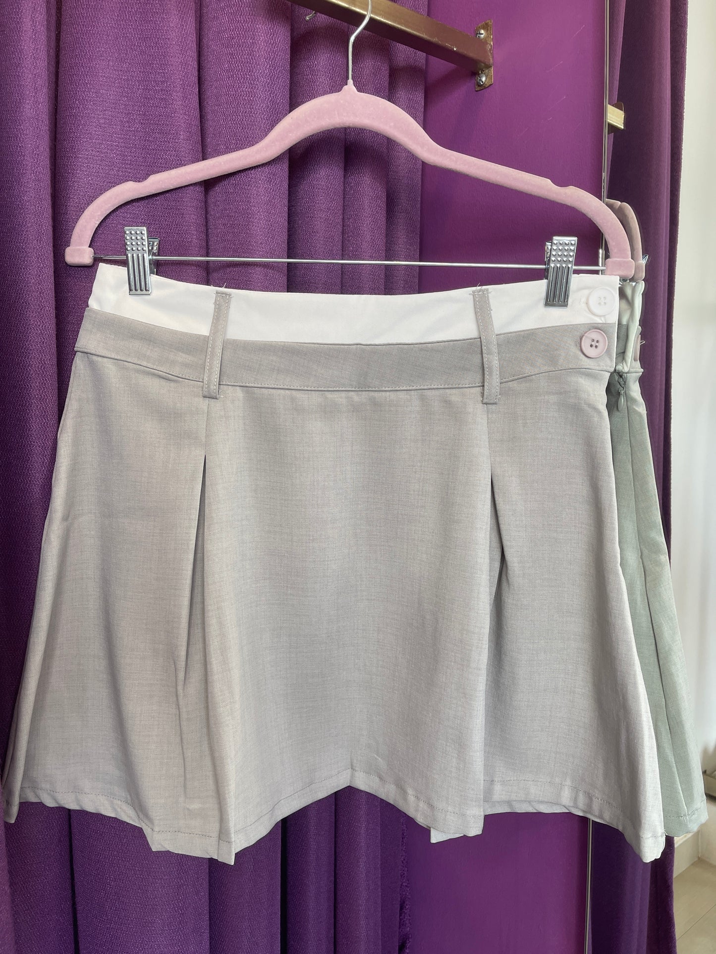 FALDA DOBLE PRETINA GRIS CLARO