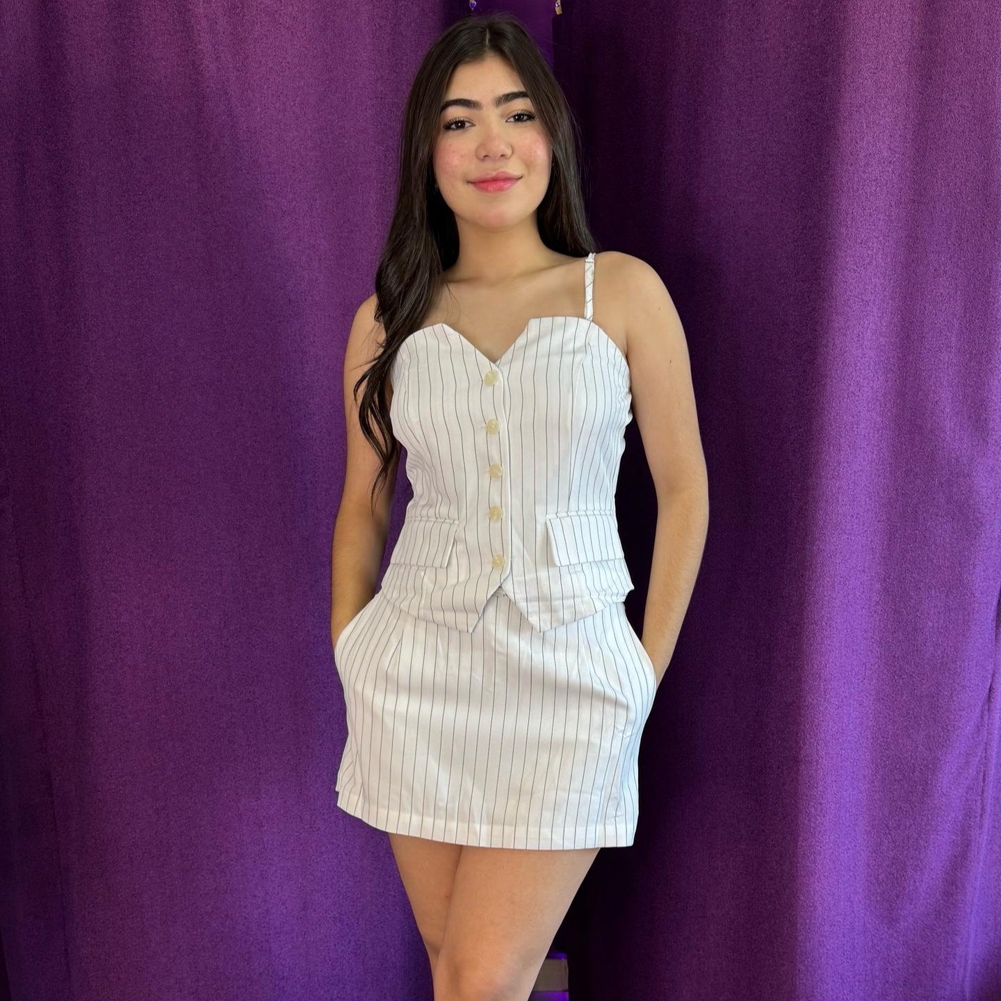 SET BLANCO RAYAS TOP STRAPLES Y SHORT