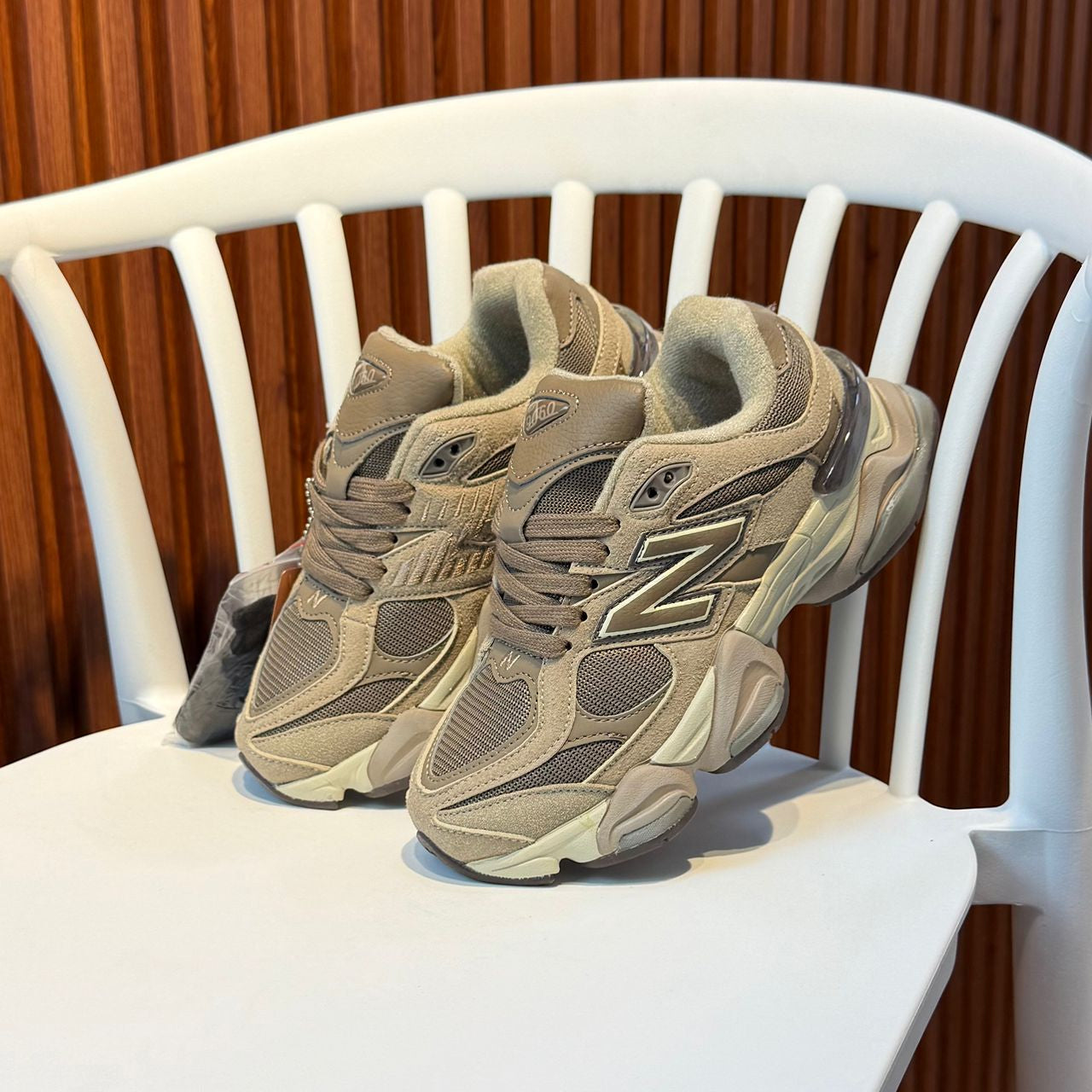 New Balance 9060 Marron