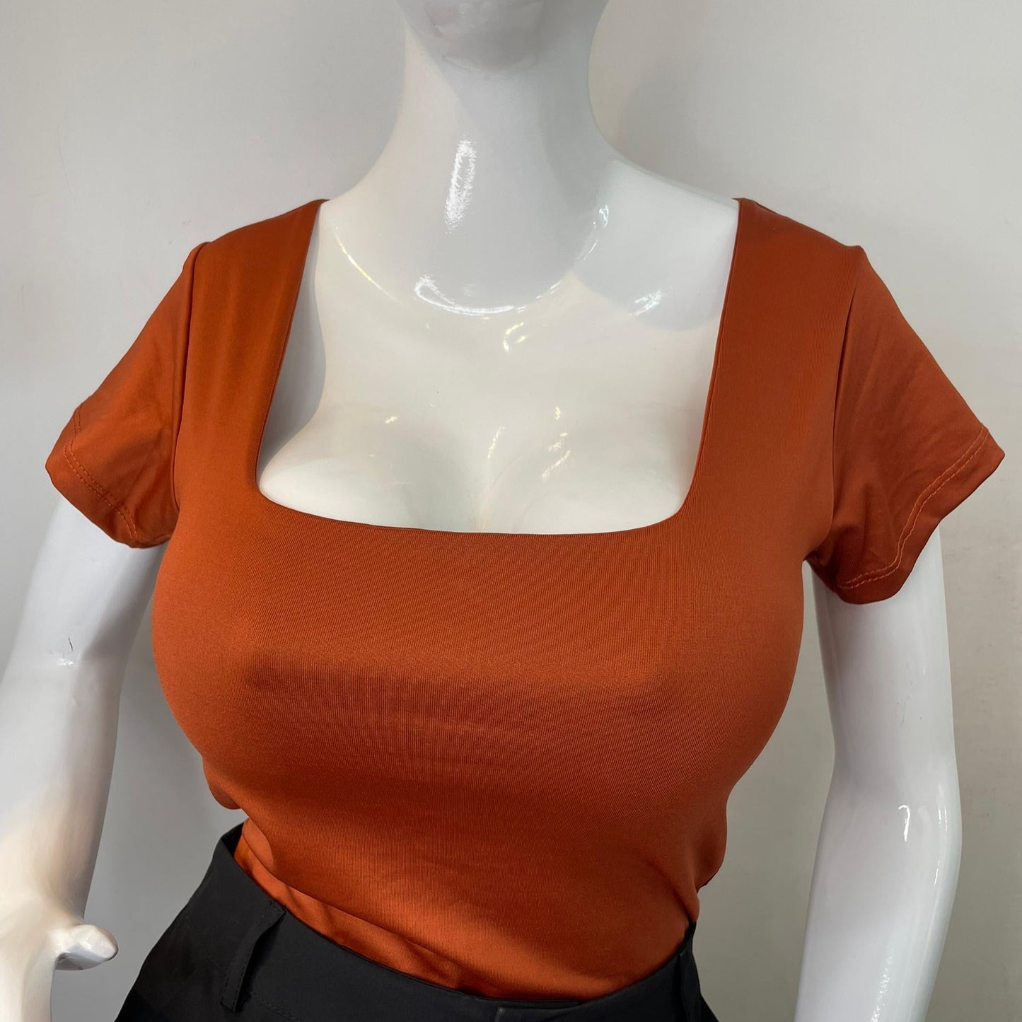 BODY MANGA CORTA ESCOTADO TERRACOTA