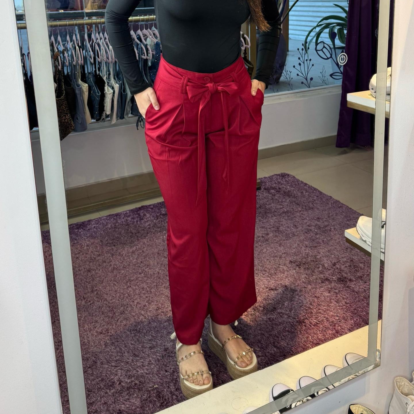 PANTALON RECTO ANCHO ROJO CEREZA