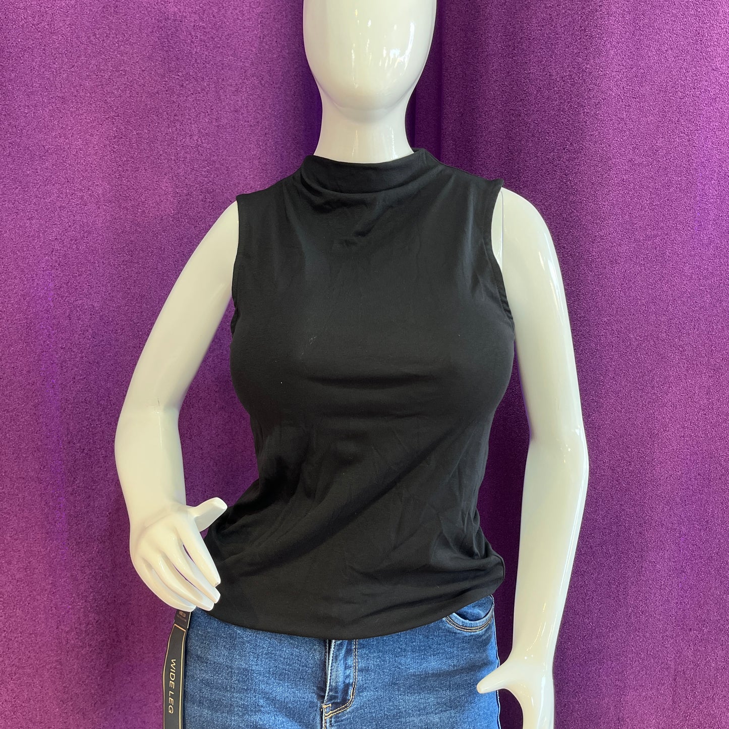 TOP HALTER SISA