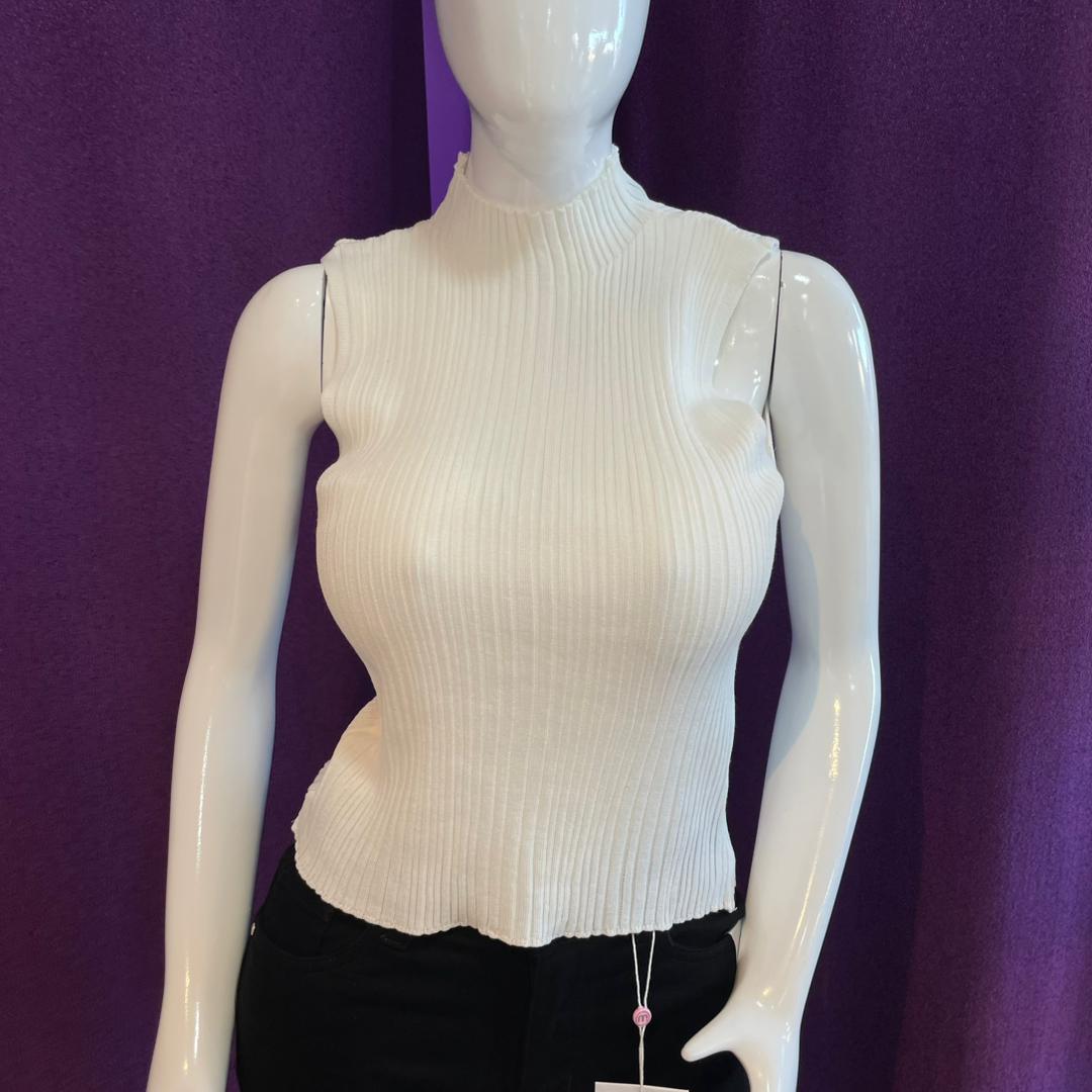TOP CUELLO ALTO