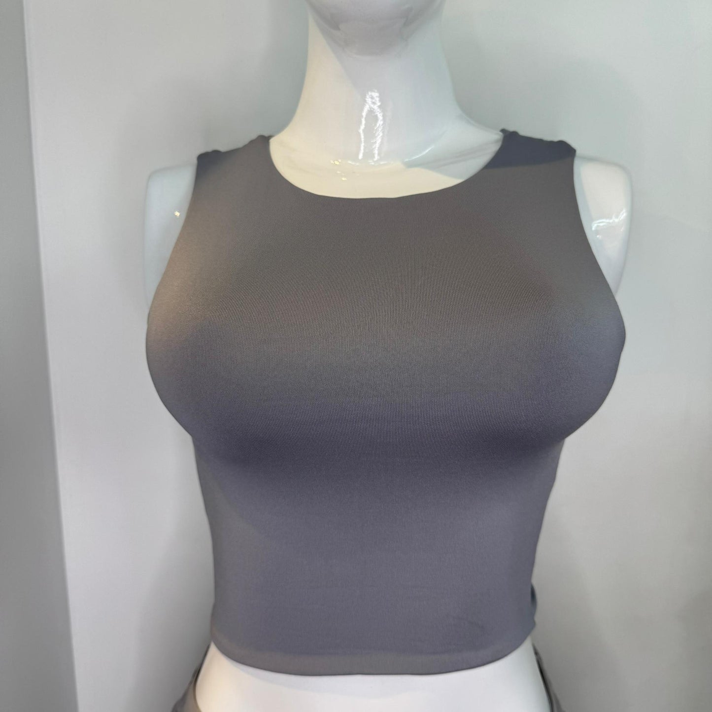 TOP BASICO HALTER GRIS CLARO