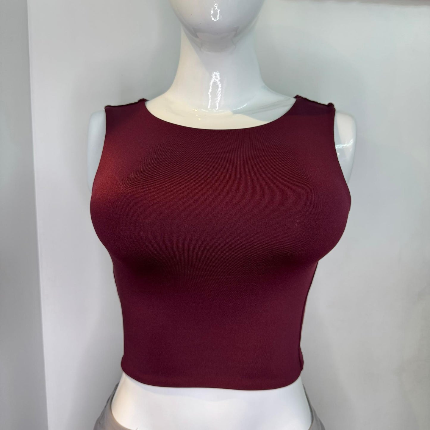 TOP BASICO HALTER VINO