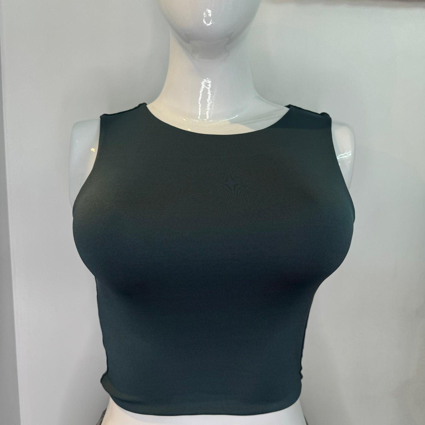 TOP BASICO HALTER VERDE