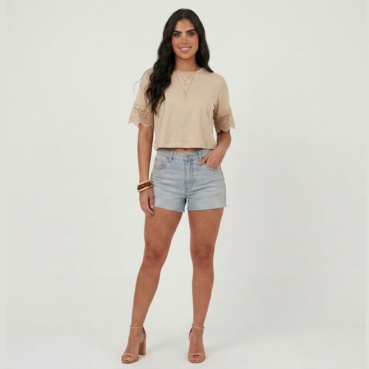 BLUSA ENCAJE MANGAS
