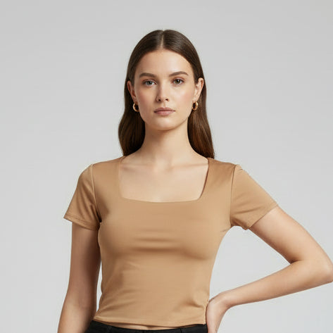 Body Manga Corta Escotado Caramelo