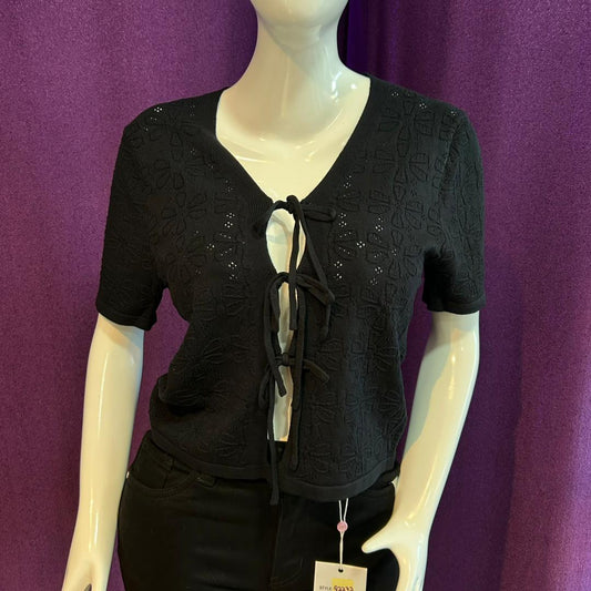 BLUSA TEJIDA CON LAZO