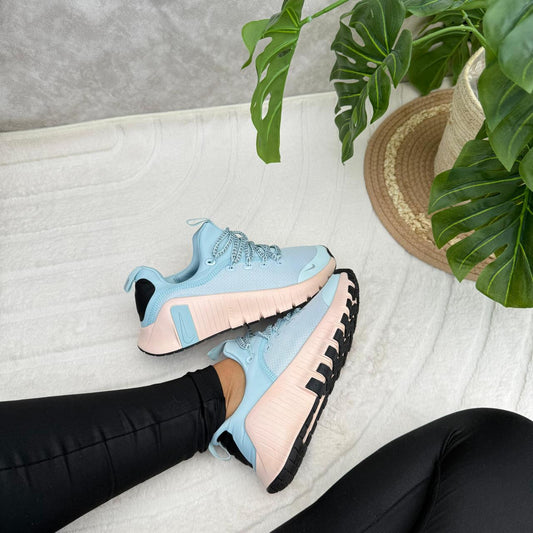 Nike Metcon Free Celeste