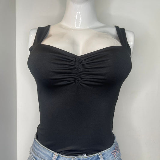 BODY ESCOTADO ARRUCHADO NEGRO