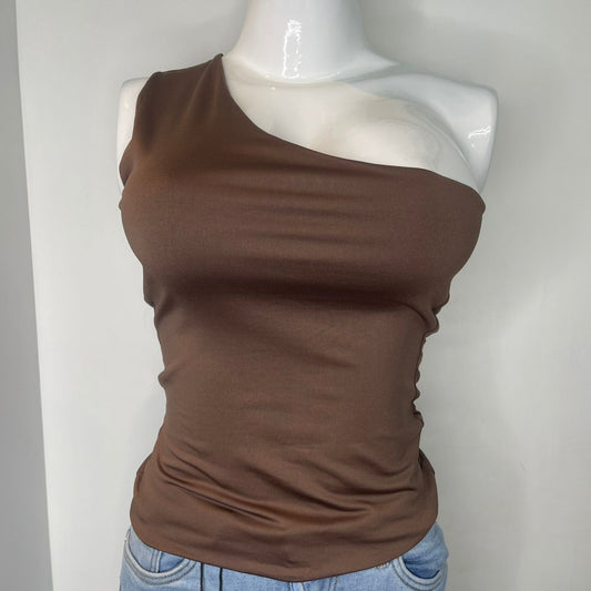 TOP ASIMETRICO MARRON