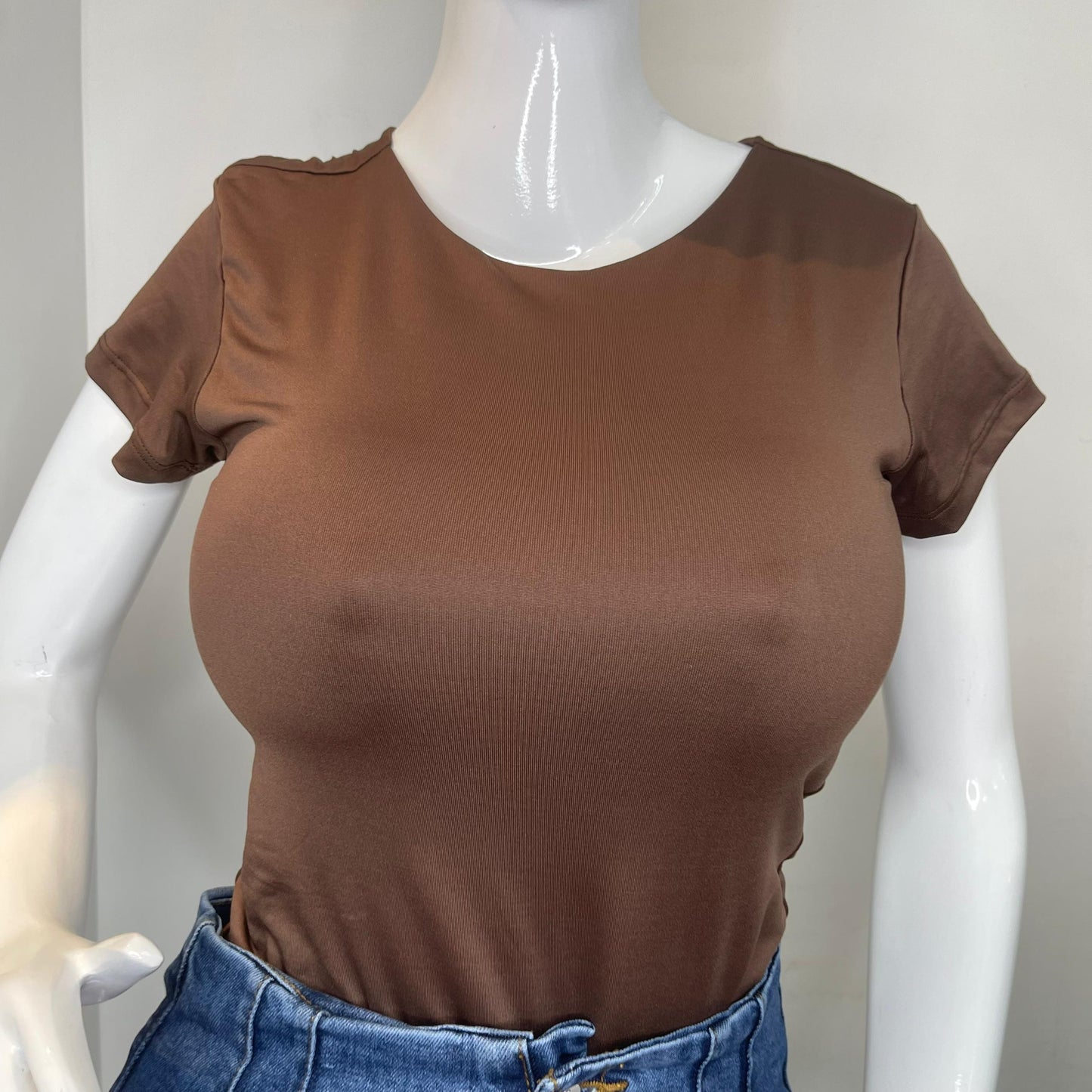 BODY HALTER MANGA CORTA MARRON