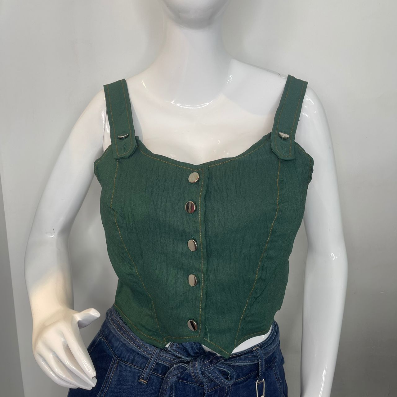 TOP BOTONES VERDE