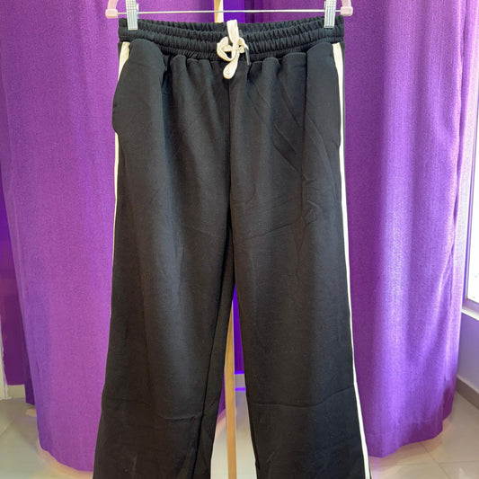 PANTALON RECTO TIPO MONO NEGRO RAYAS BLANCA