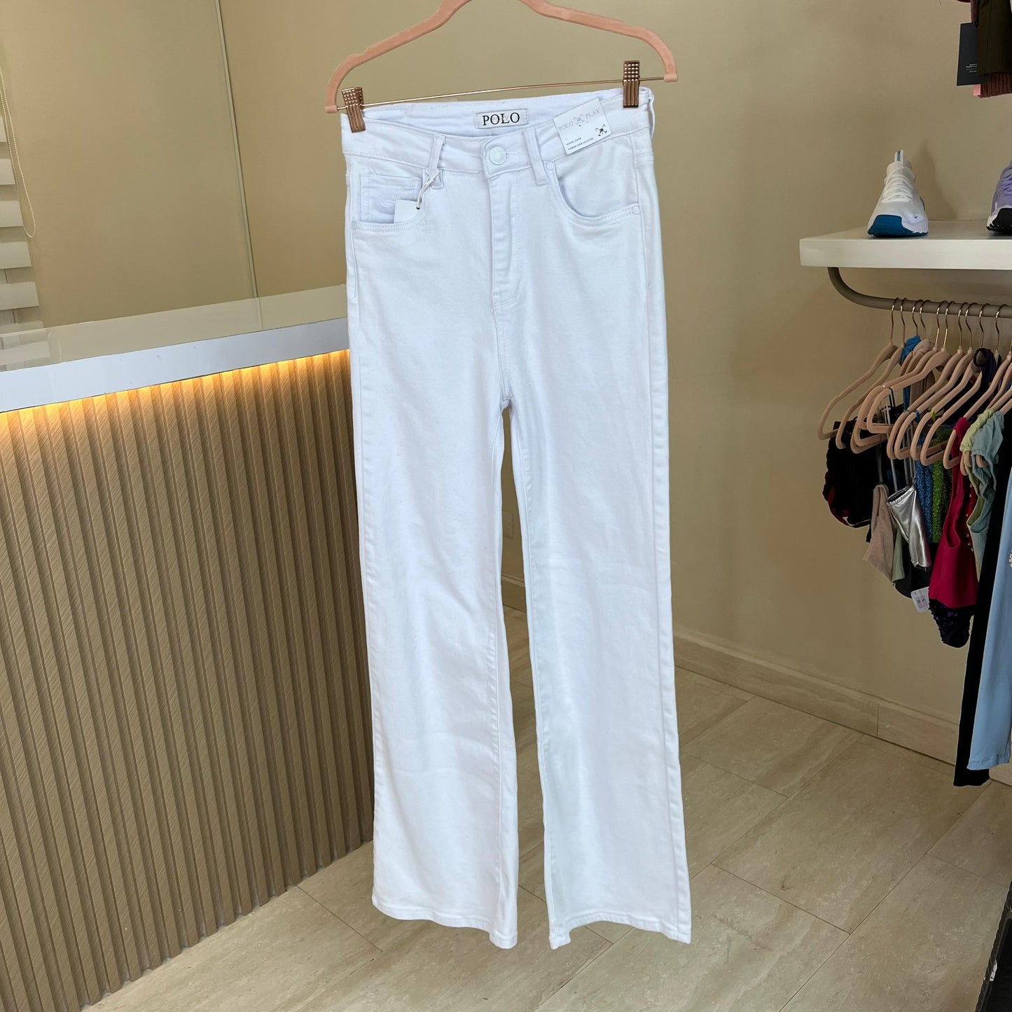JEAN BLANCO BOTA CAMPANA