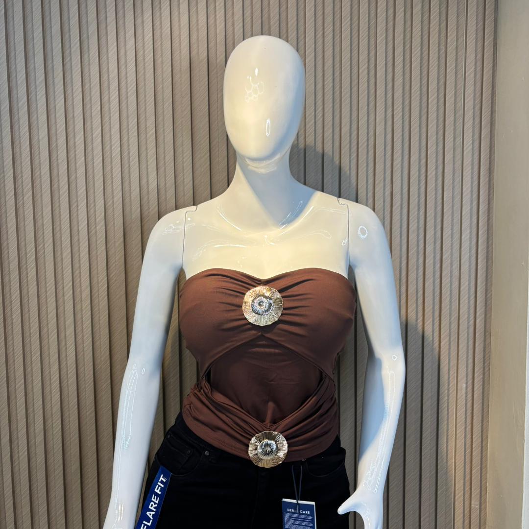 TOP STRAPLESS CON HEBILLAS