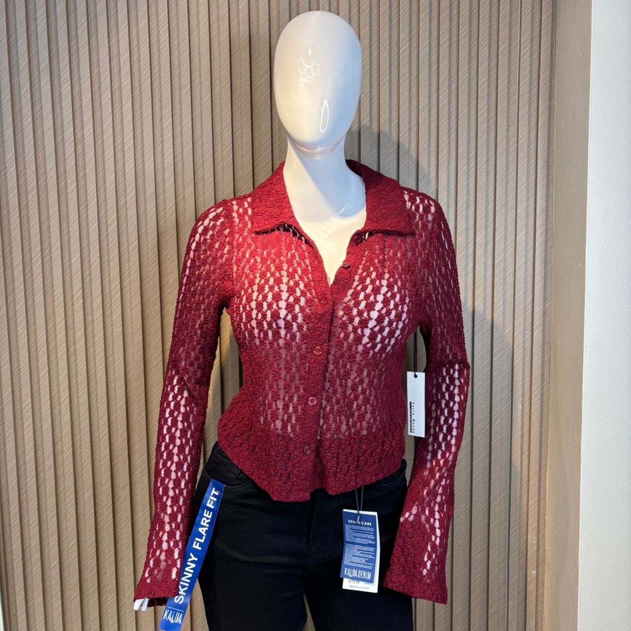 BLUSA ENCAJE MANGA LARGA