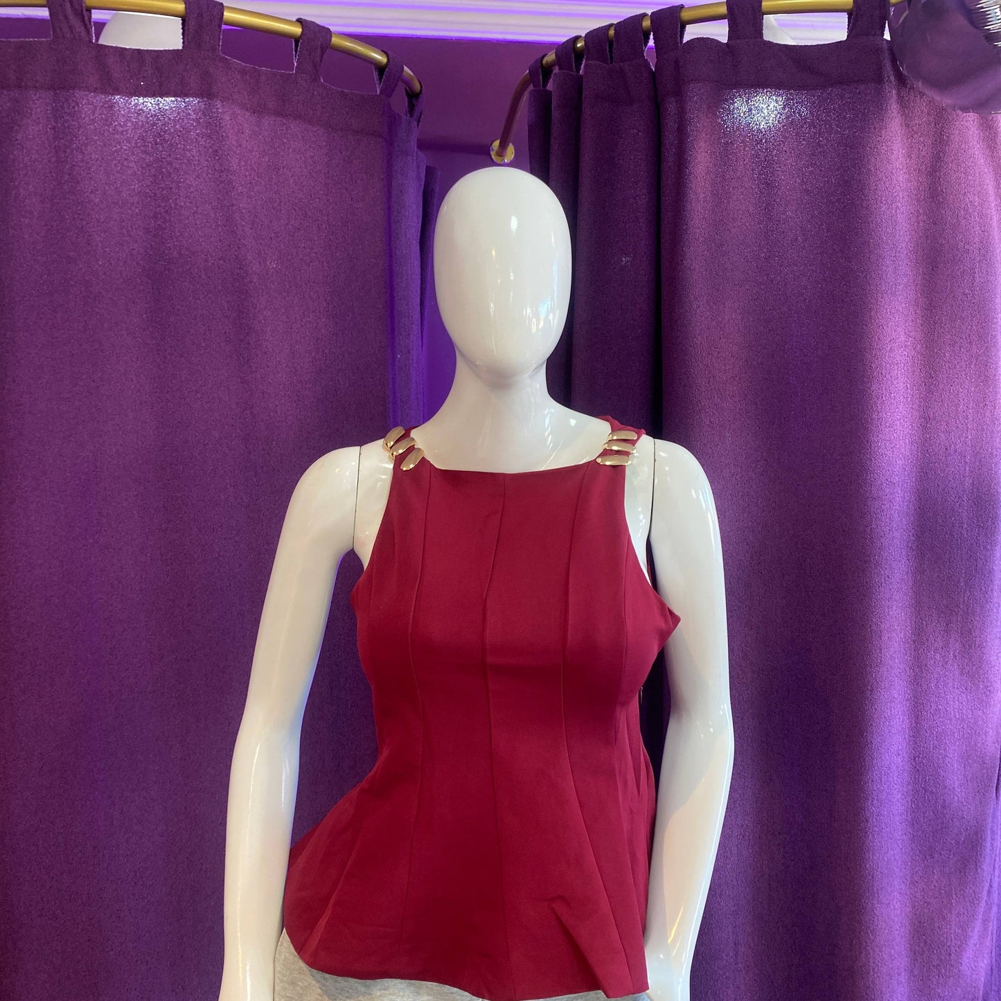 TOP MANGA SISA BROCHE DORADO