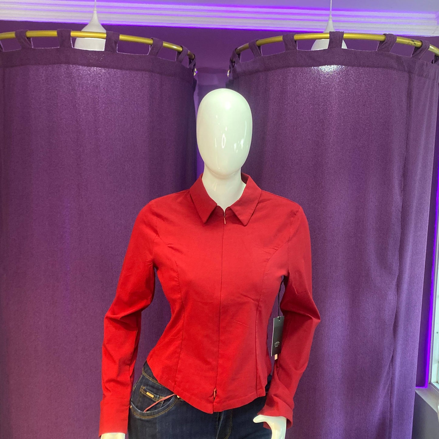 CAMISA MANGA LARGA CUELLO POLO ROJA
