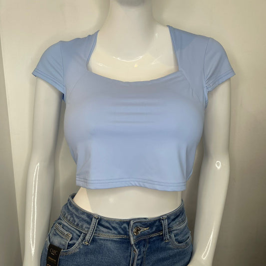TOP MANGA CORTA CUELLO CUADRADO CELESTE